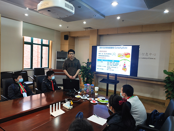 你可知道一日三餐里的營養(yǎng)學？——上海民辦位育中學師生赴營養(yǎng)與健康所參加科普活動